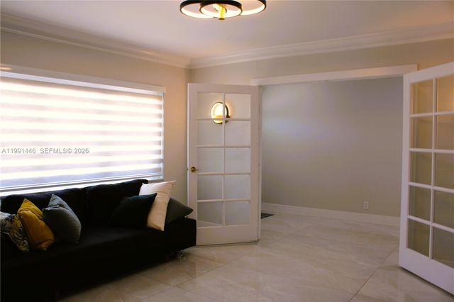 2901 NW 10th Ave, Wilton Manors, FL 33311