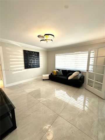 2901 NW 10th Ave, Wilton Manors, FL 33311