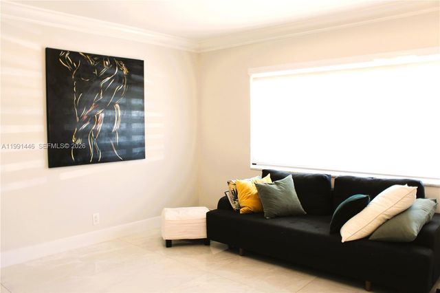 2901 NW 10th Ave, Wilton Manors, FL 33311