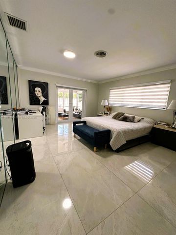 2901 NW 10th Ave, Wilton Manors, FL 33311