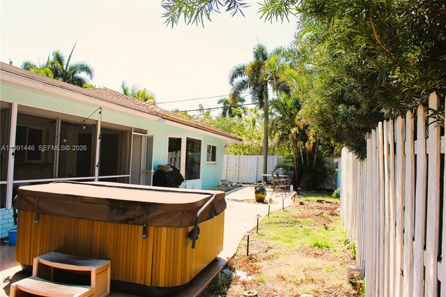 2901 NW 10th Ave, Wilton Manors, FL 33311