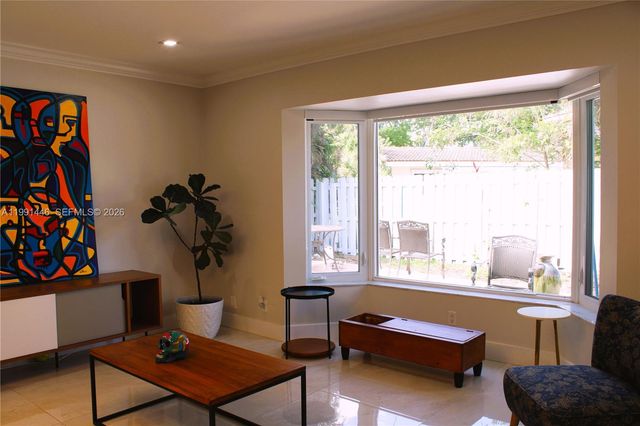 2901 NW 10th Ave, Wilton Manors, FL 33311