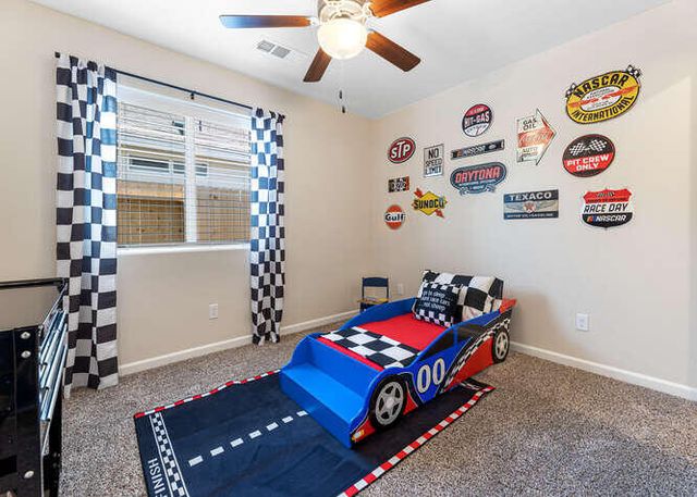 7062 W Oriole Avenue, Visalia, CA 93291