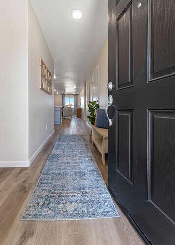 7062 W Oriole Avenue, Visalia, CA 93291