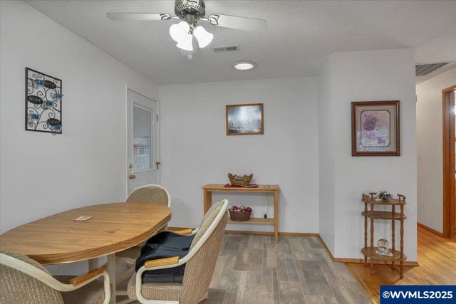 1720 Jansen Wy, Woodburn, OR 97071