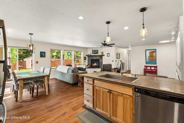 1105 Honeysuckle Ave, Sandpoint, ID 83864