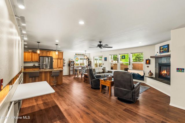 1105 Honeysuckle Ave, Sandpoint, ID 83864