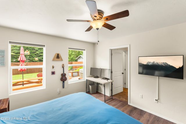 1105 Honeysuckle Ave, Sandpoint, ID 83864