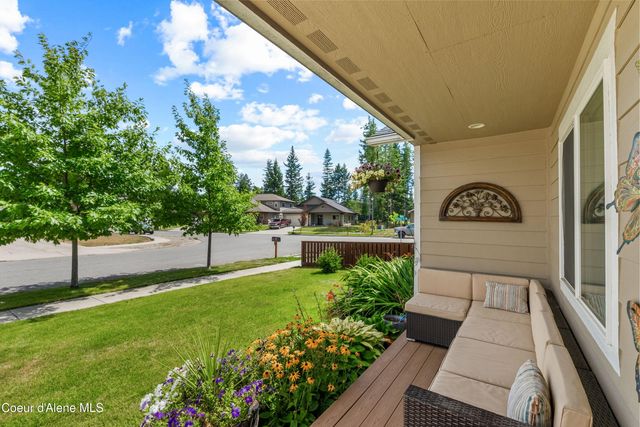 1105 Honeysuckle Ave, Sandpoint, ID 83864