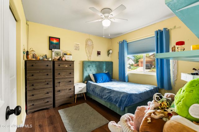 1105 Honeysuckle Ave, Sandpoint, ID 83864