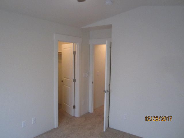 215 S C Street, Phoenix, OR 97535