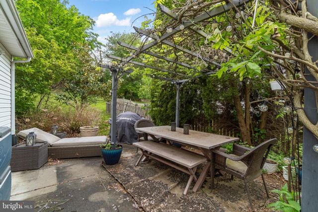 39 MEADOW CT, Sewell, NJ 08080