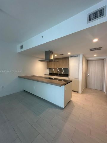 1000 Brickell Plz 4503, Miami, FL 33131