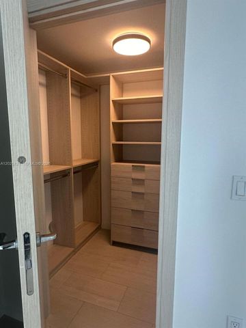 1000 Brickell Plz 4503, Miami, FL 33131