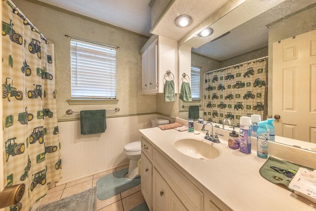 6 Ridge Road, Ransom Canyon, TX 79366