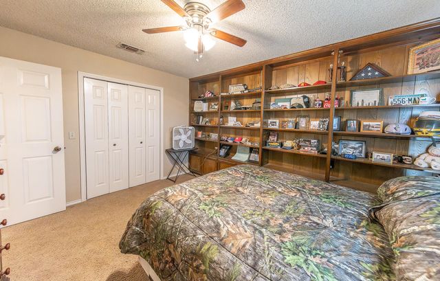 6 Ridge Road, Ransom Canyon, TX 79366