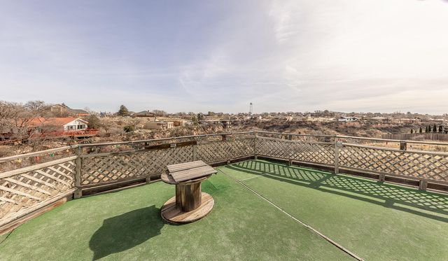 6 Ridge Road, Ransom Canyon, TX 79366