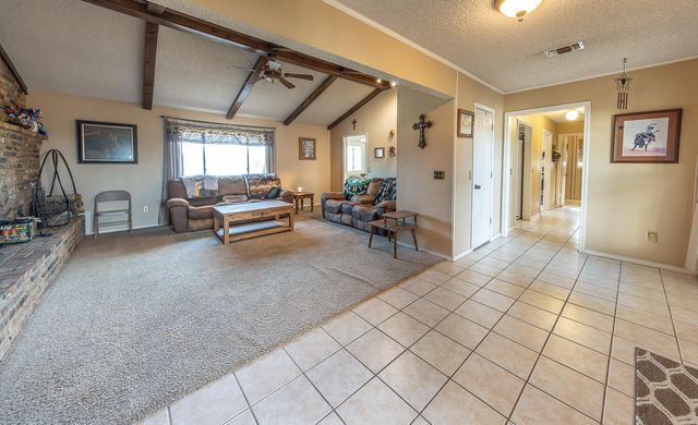 6 Ridge Road, Ransom Canyon, TX 79366