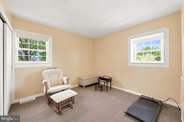 1734 CALAMIA DR, Norristown, PA 19401