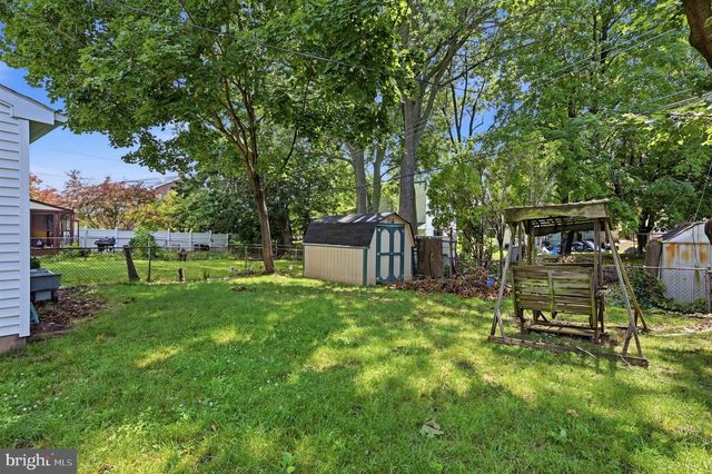 1734 CALAMIA DR, Norristown, PA 19401