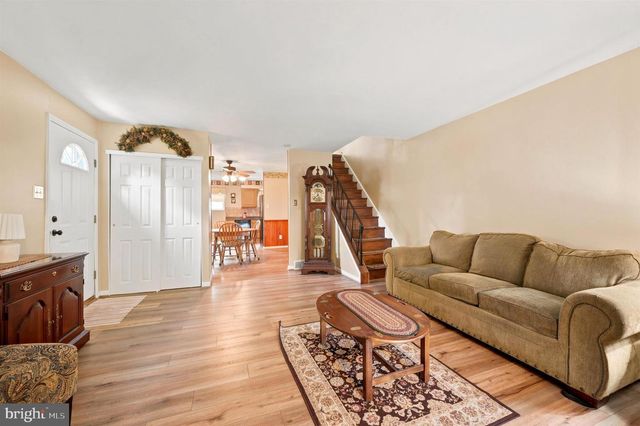 1734 CALAMIA DR, Norristown, PA 19401