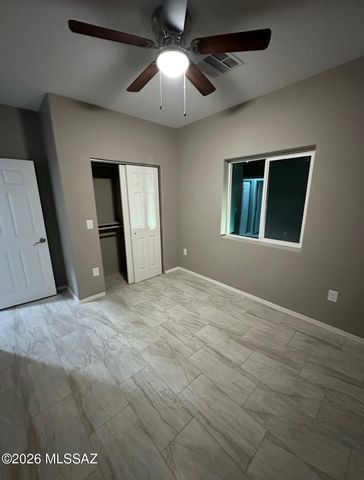 1015 W Calle Arizona, Tucson, AZ 85705