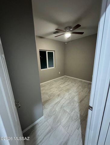 1015 W Calle Arizona, Tucson, AZ 85705