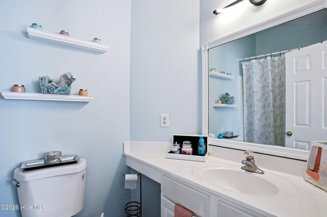 3006 Lauren Place Drive 105, Wilmington, NC 28405