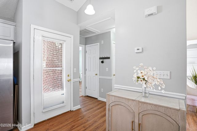 3006 Lauren Place Drive 105, Wilmington, NC 28405
