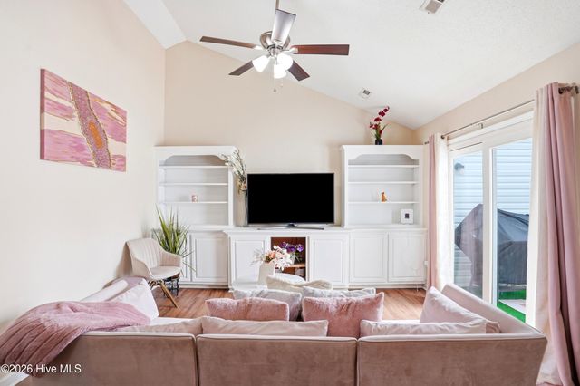 3006 Lauren Place Drive 105, Wilmington, NC 28405