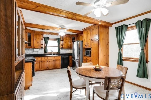 14401 Doctors Creek Rd, Lanexa, VA 23089