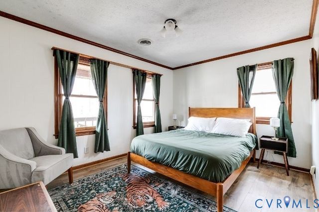 14401 Doctors Creek Rd, Lanexa, VA 23089