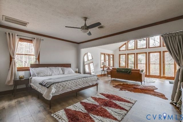 14401 Doctors Creek Rd, Lanexa, VA 23089