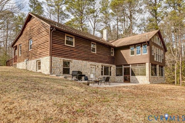 14401 Doctors Creek Rd, Lanexa, VA 23089