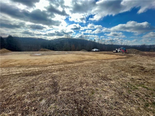 153 Shuster Hollow, Gilpin Twp, PA 15656