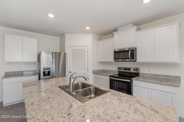 1534 Garabaldi Circle SE, Palm Bay, FL 32909
