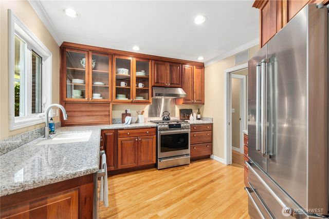 954 S Locust Lane, Tacoma, WA 98465