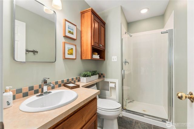 954 S Locust Lane, Tacoma, WA 98465