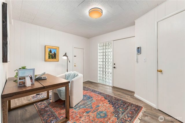 954 S Locust Lane, Tacoma, WA 98465