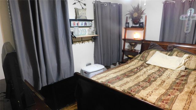 605 E Hunt Street, Leonard, TX 75452