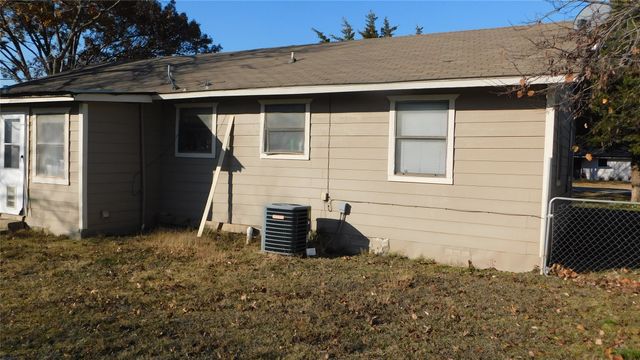 605 E Hunt Street, Leonard, TX 75452