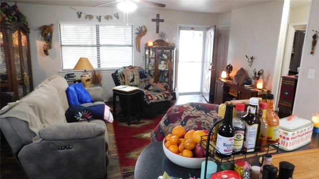 605 E Hunt Street, Leonard, TX 75452