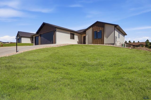 3522 TAYLOR MADE DR, Rapid City, SD 57703