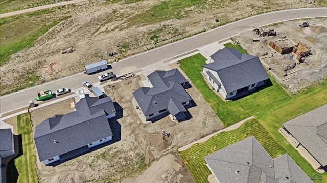 3522 TAYLOR MADE DR, Rapid City, SD 57703