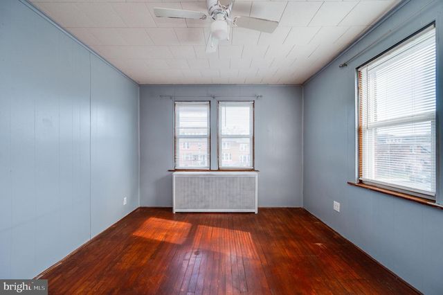 421 E MAIN ST, Fleetwood, PA 19522