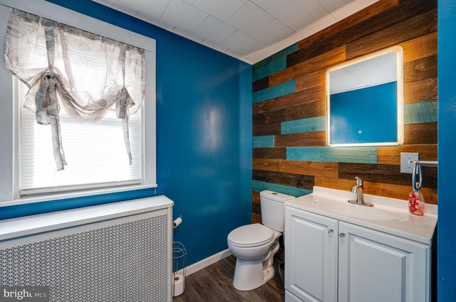 421 E MAIN ST, Fleetwood, PA 19522