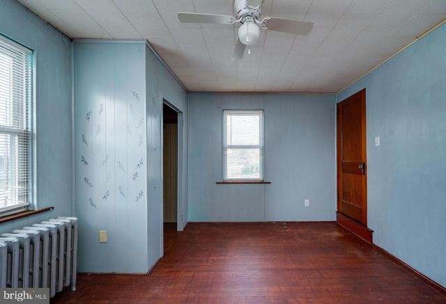 421 E MAIN ST, Fleetwood, PA 19522