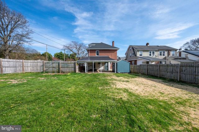 421 E MAIN ST, Fleetwood, PA 19522