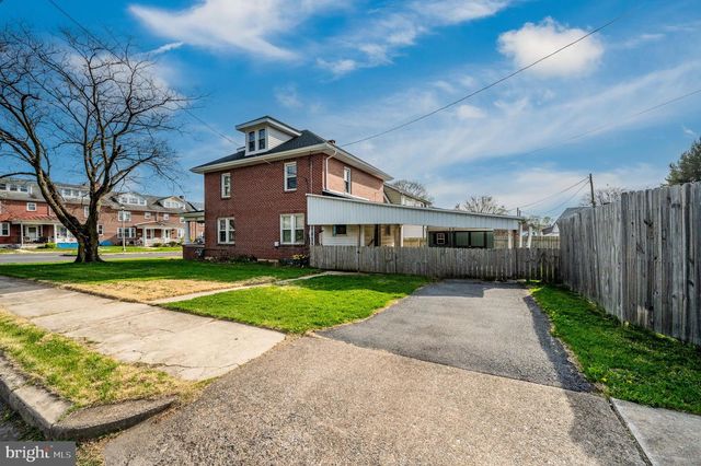 421 E MAIN ST, Fleetwood, PA 19522
