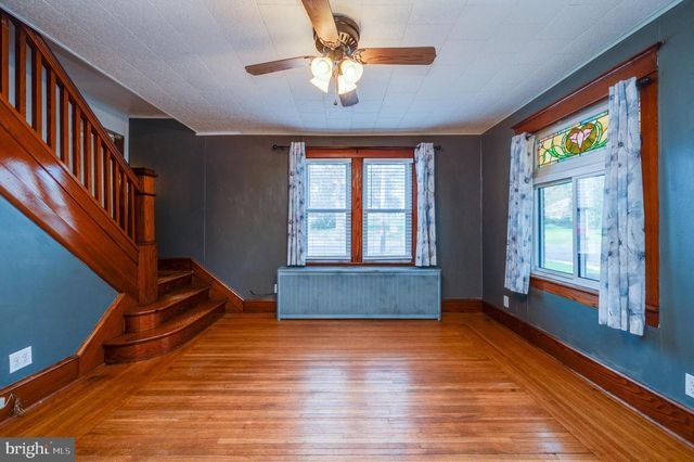 421 E MAIN ST, Fleetwood, PA 19522